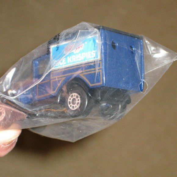VINTAGE 1979 KELLOGG'S RICE KRISPIES MATCHBOX MODEL A FORD DELIVERY TRUCK - Picture 4 of 6